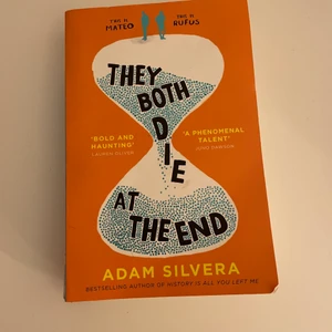 they both die at the end - En jättebra bok verkligen!! Rekommendera 100%😍