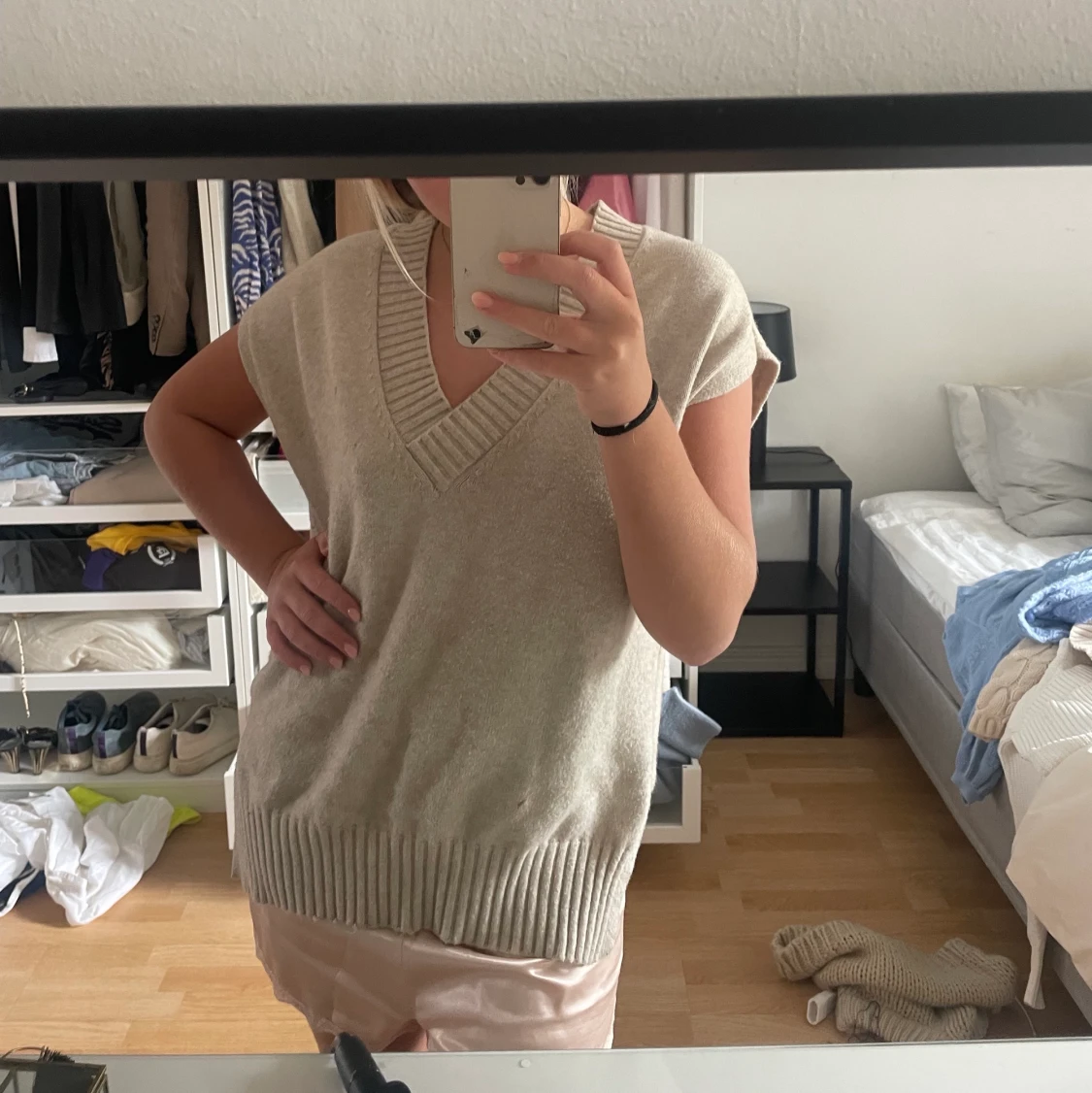 Stickad väst/tröja