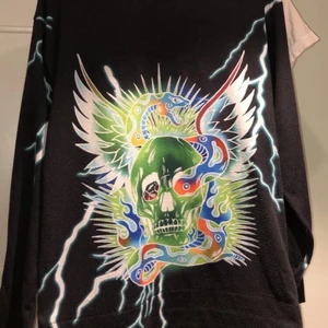 Fetaste tröjan  - fetaste tröjan från asos💯💯 as snygg men använder knappt❤️🪅 ställ frågor dm 