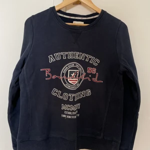 Bondelid sweatshirt - Använt skick, pris kan diskuteras vid snabb affär.