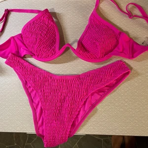 Bikini - Aldrig använd. Överdel storlek M och underdel storlek S