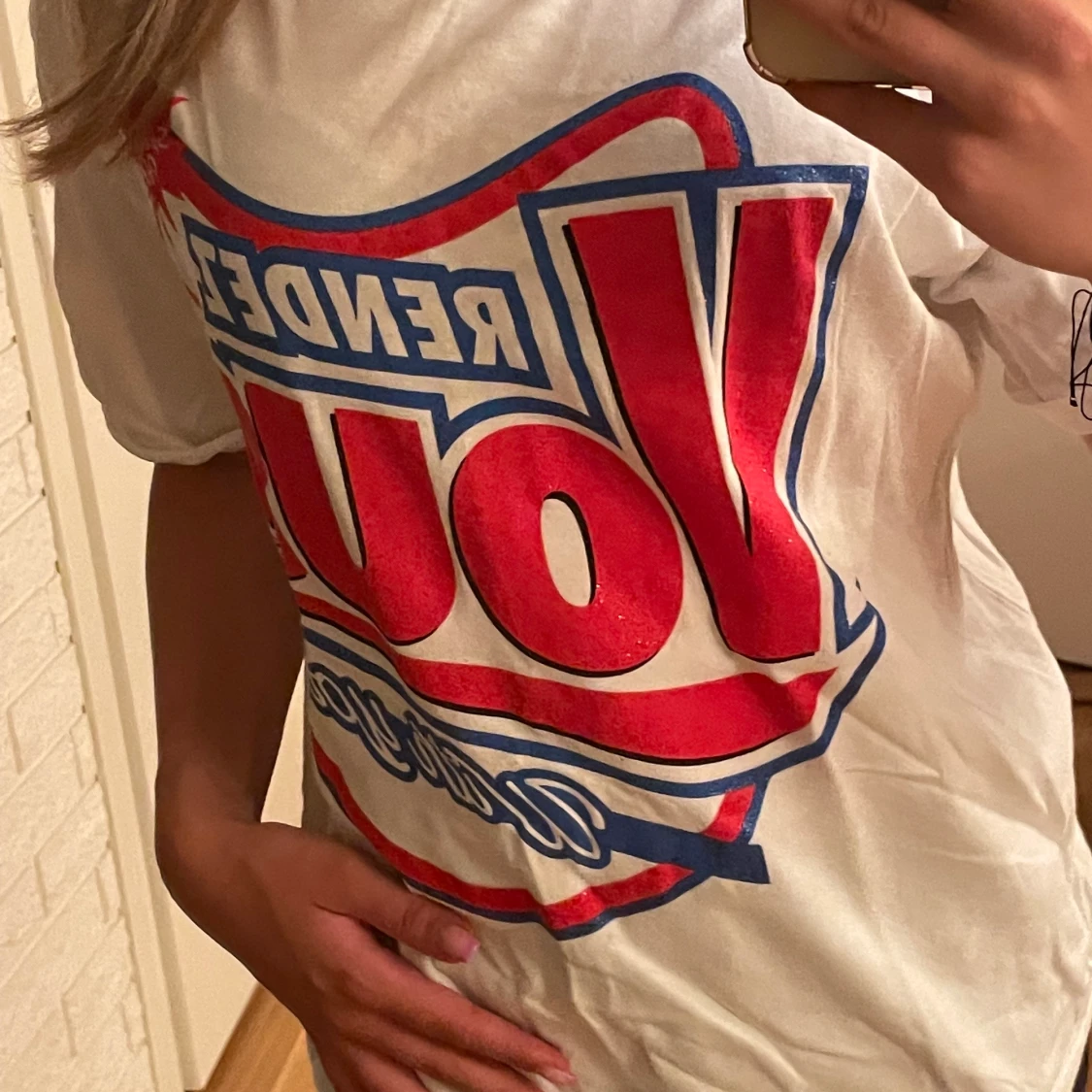 Tröja från Pull & Bear med franskt tryck på🫶🏼 - 90