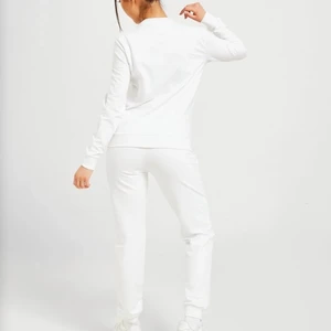 fila - Helt nytt mjukissett från FILA, sjukt skönt material & true to size. Säljes då jag råka köpa för stor storlek. Nypris 880kr, säljer de för 390kr. 