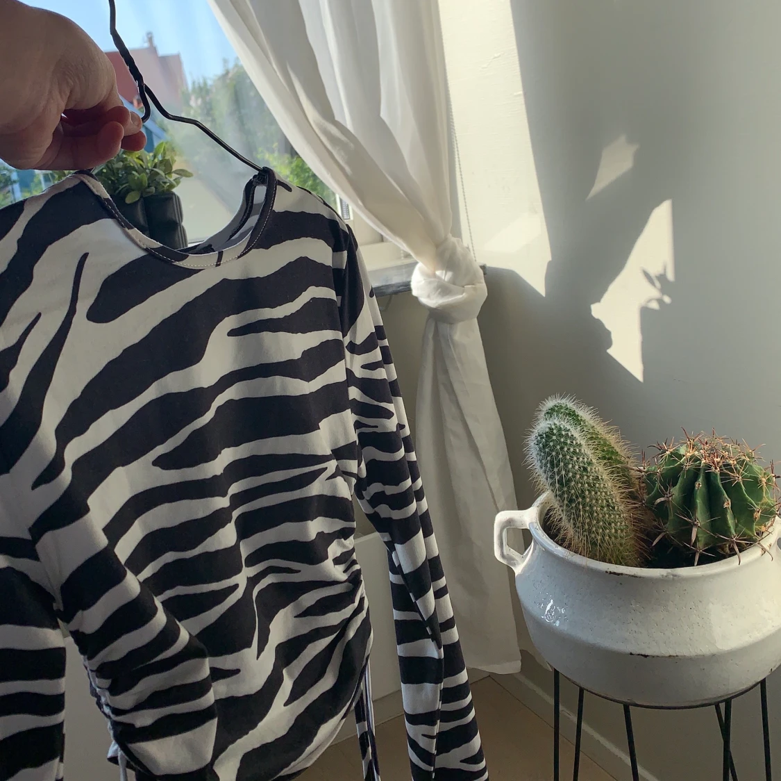 super fin Zebra mönstrad tröja!