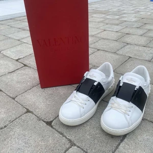 Valentino open sneaker - Storlek 42,5
