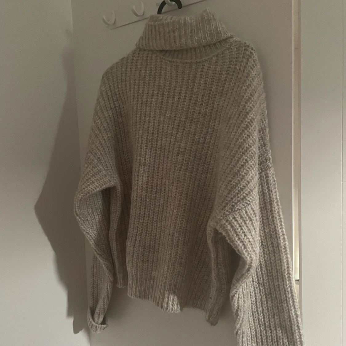 Grovt stickad tröja Na-kd