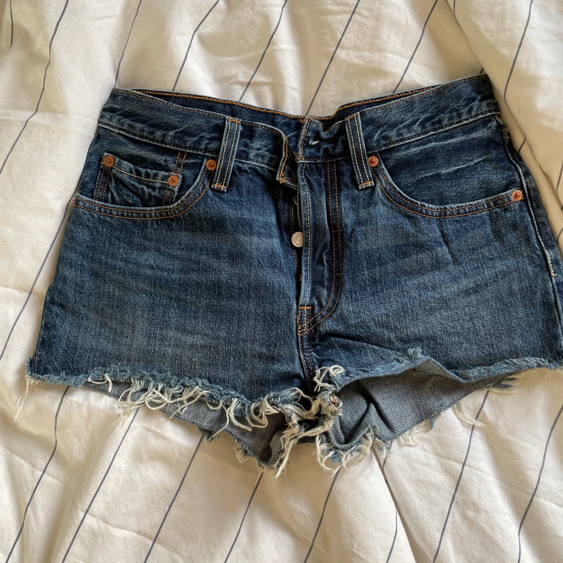 Levis shorts - 90