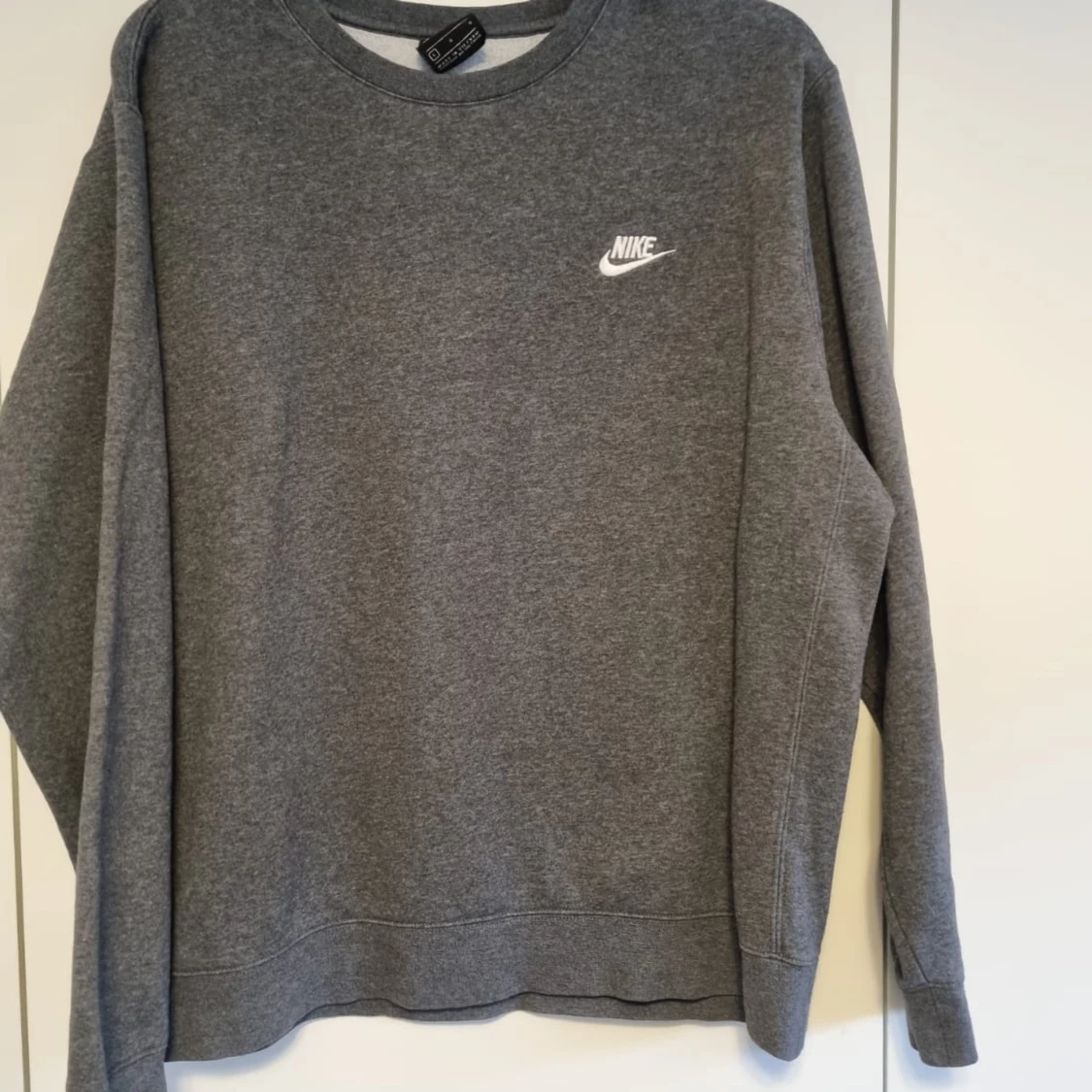 Nike crewneck