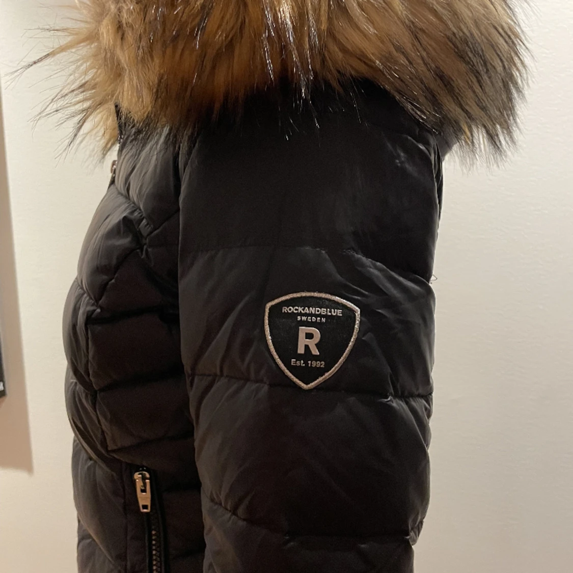 Rock and blue jacka - 91