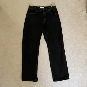 Bershka baggy - Bershka baggy jeans svarta Size 34