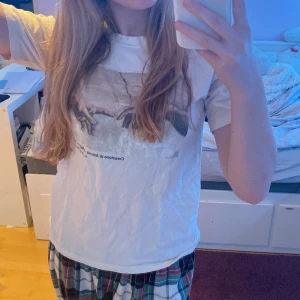 T-shirt - Söt t-shirt från pull&bear