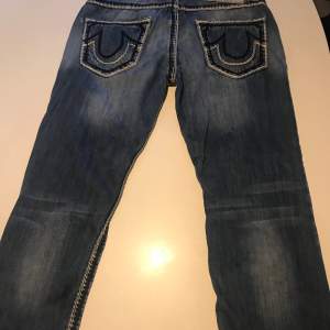 true religion jeans Perfect kondition  har använt den några gånger 