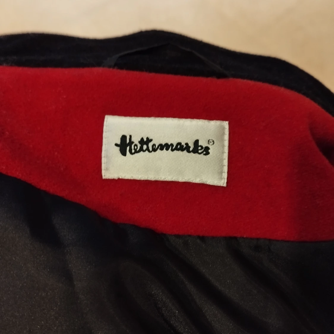 Redness of Autumn and Winter - 90