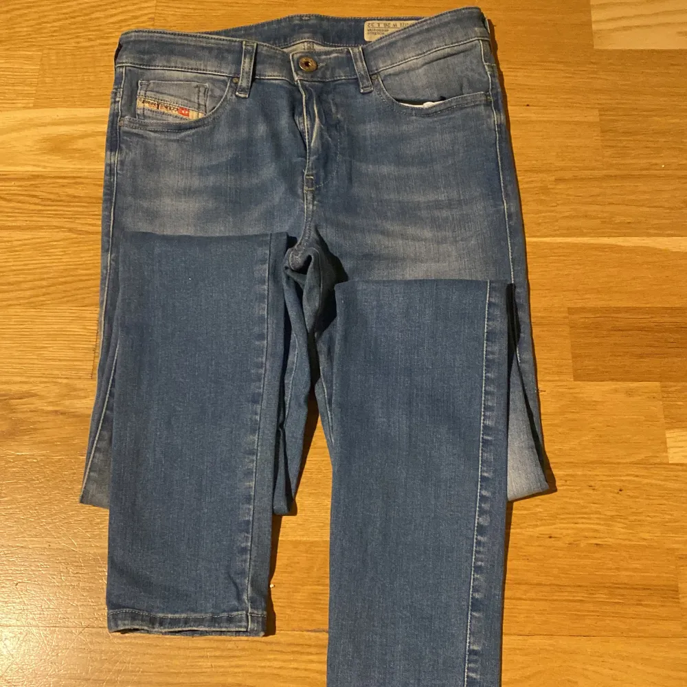 Diesel jeans, med smala ben. Jeans & Byxor.