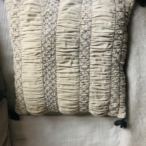 Oddmolly - Ny Oddmolly kudde 