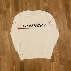 Givenchy tröja storlek XL