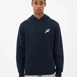 Arigato hoodie - En Arigato hoodie köpt på axelarigato.com i ett  bra skick.