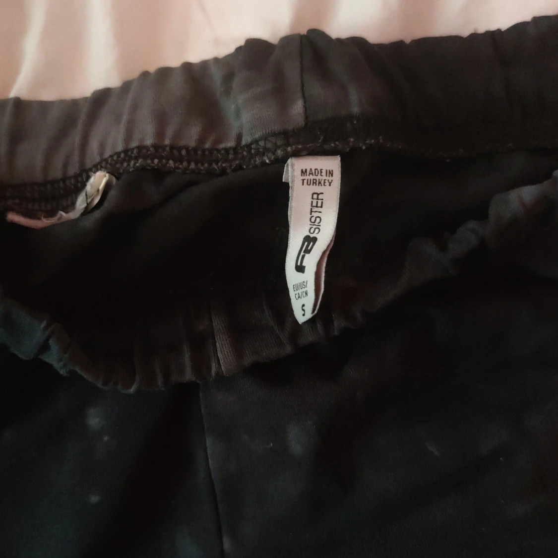 Svart gråa byxor - 91