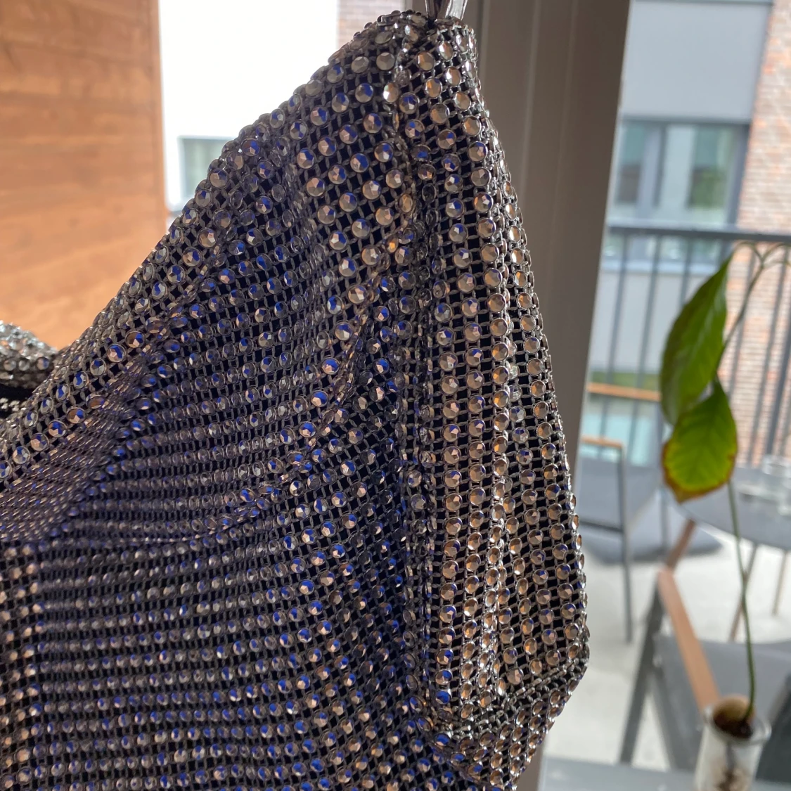 Glittrig väska  - 90
