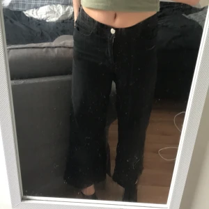 Jeans  - Svarta Jeans.