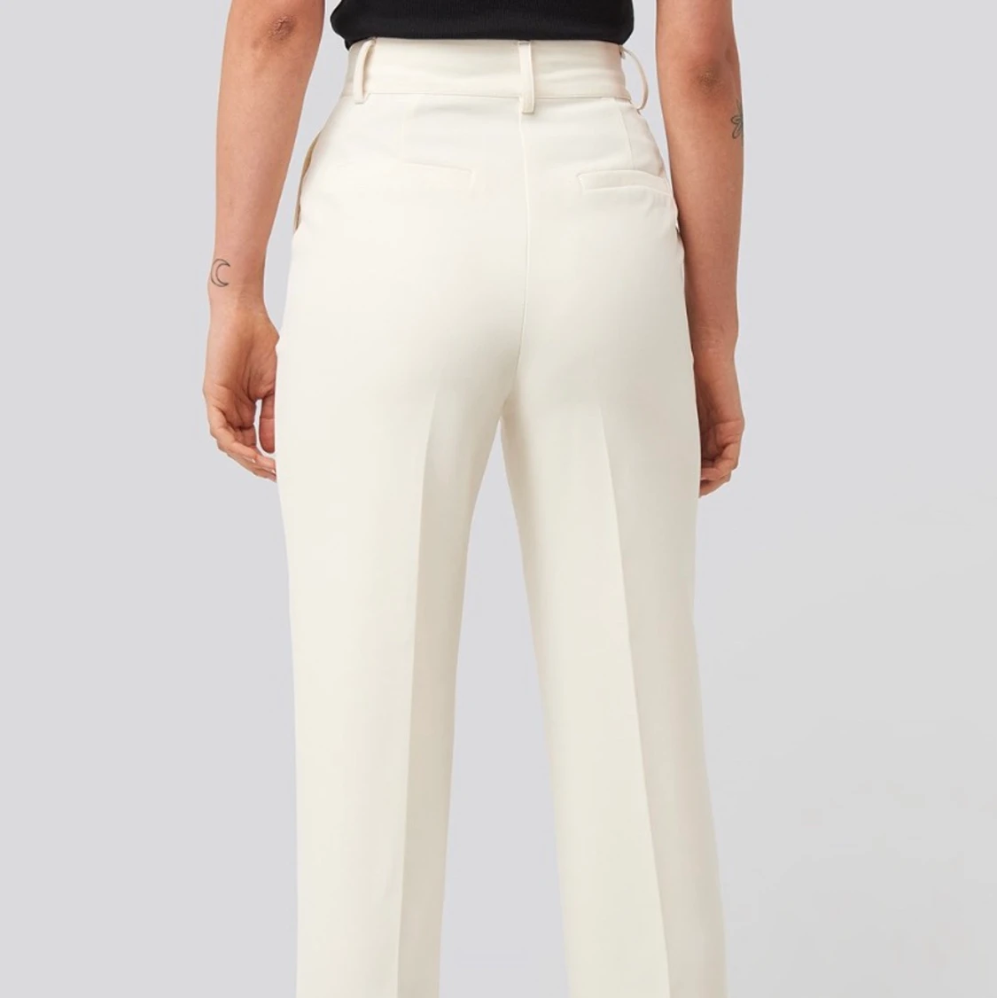 Kostymbyxor krämvit - 90