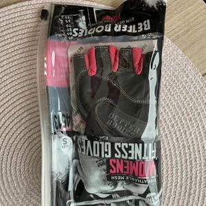 Better Bodies - Better Bodies gymhandskar i storlek S, aldrig använda 