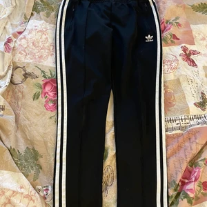 Adidas byxor - Adidas byxor strl M