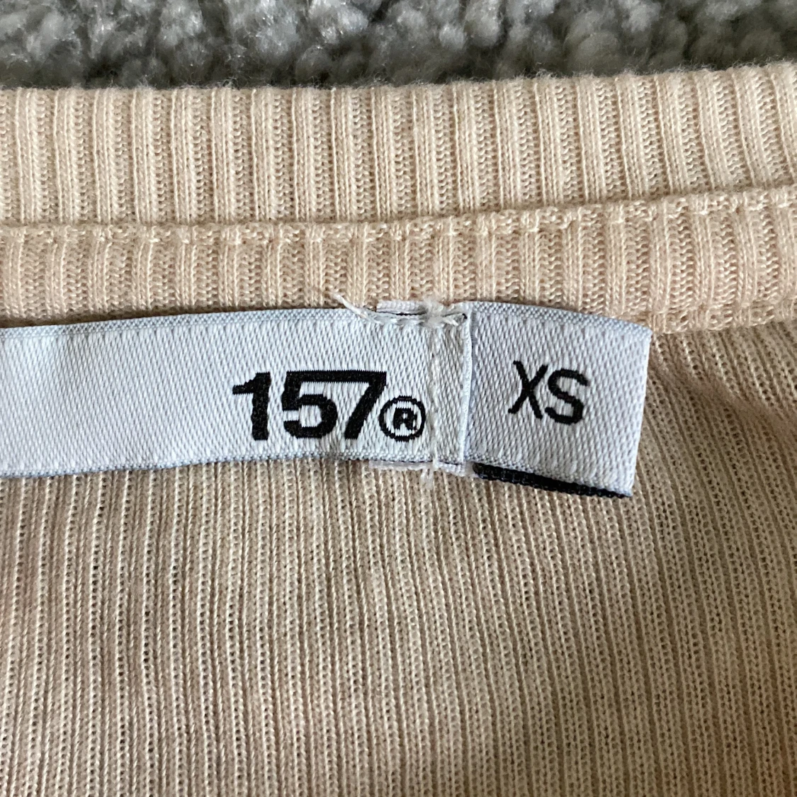 Beige tröja från Lager 157, storlek XS  - 90