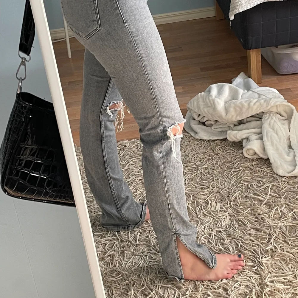Dessa byxor är jättesköna men passar inte längre . Jeans & Byxor.