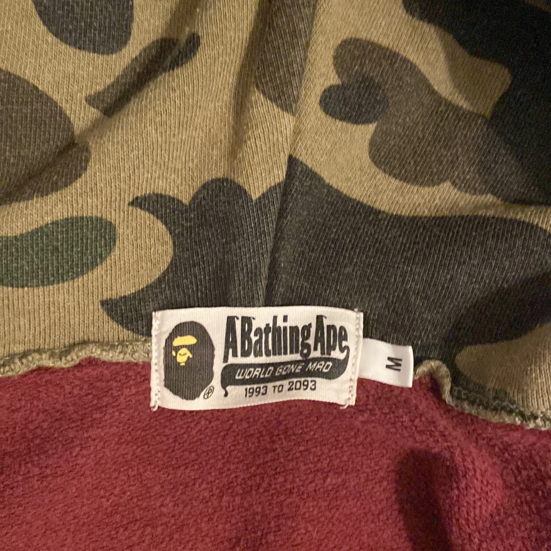 A bathing Ape Tiger embroided zip up hoodie - 90