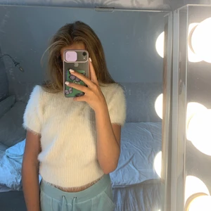 Vi stickad  tröja  - En vit stickan tröja från zara finns ej att köpa längre ⭐️⚡️✨