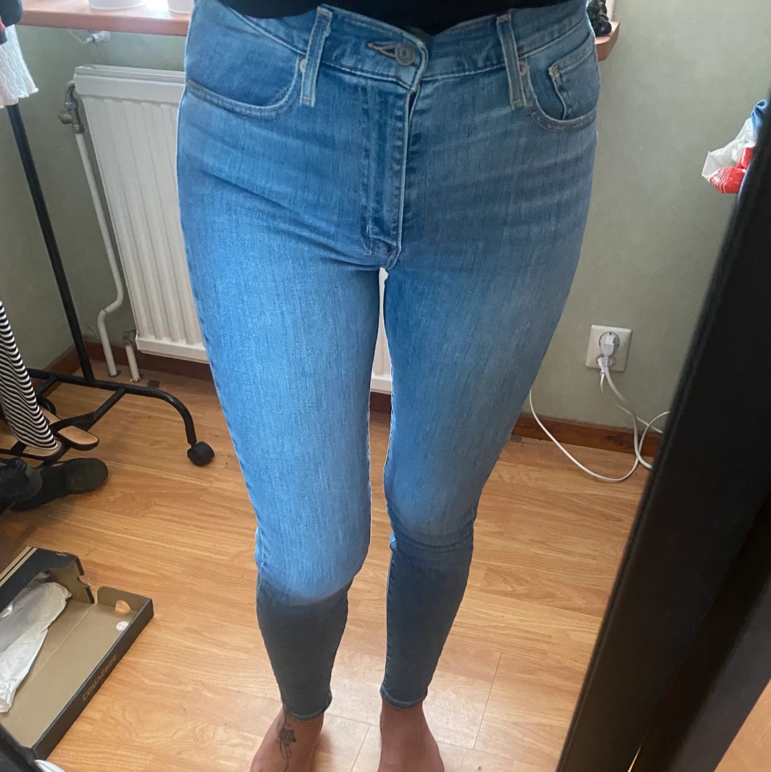 Levis Mile high Super skinny 26x28  - 90