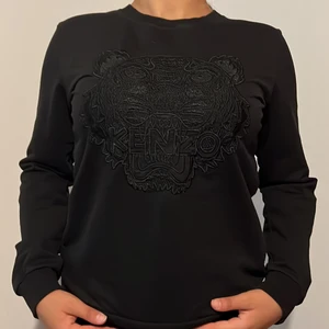 Kenzo tjocktröja - Fake kenzo tjocktröja, men den ser ganska värklig ut. 