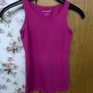 basic rosa linne - jag vet inte vad jag ska säga de e i bra skick och väl använt 