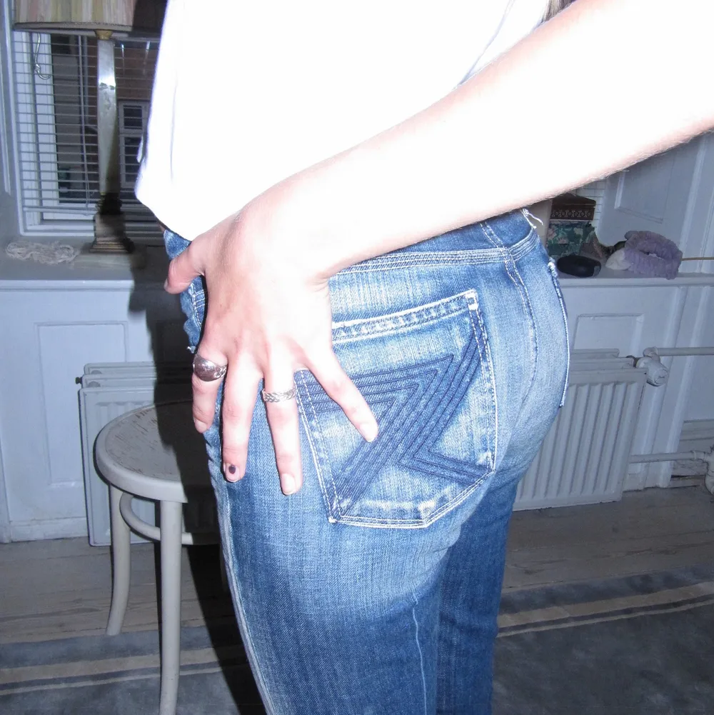 Snygga jeans . Jeans & Byxor.