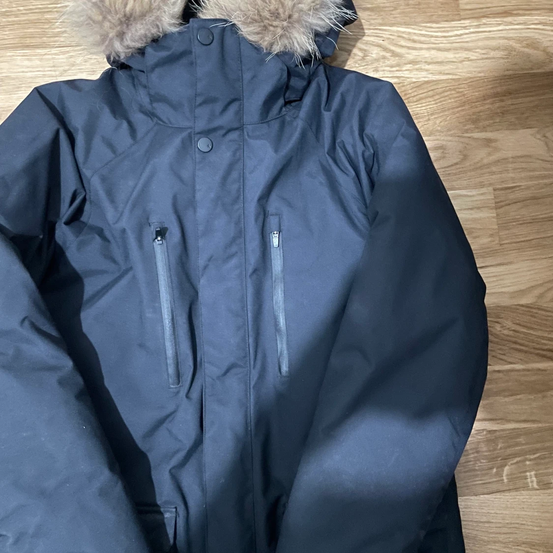 vinter jacka med äkta päls