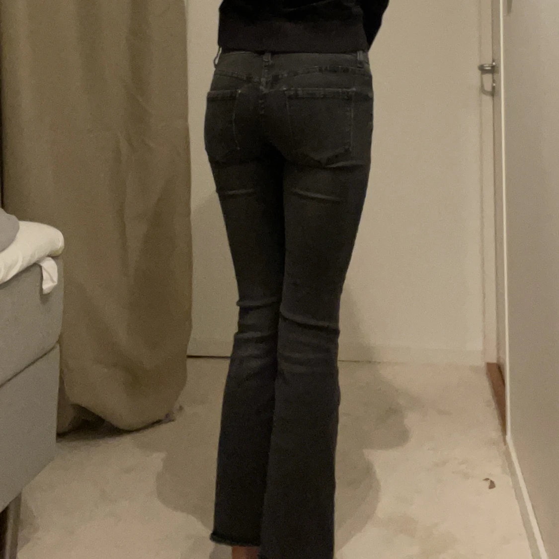 lågmidjade flared jeans - 90