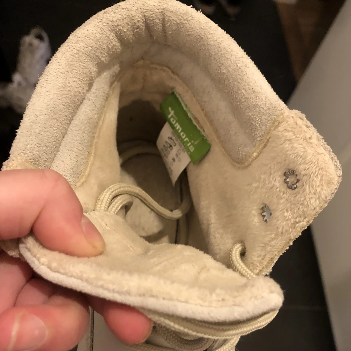 Vita/beige kängor  - 90