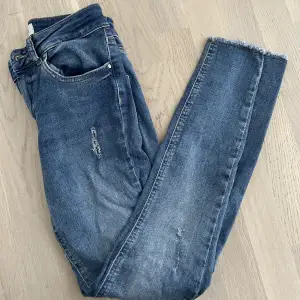 Jeans från Only i storlek S/30 