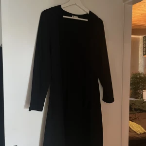 Kappa från Cubus - Svart kappa från Cubus Storlek S Pris: 120