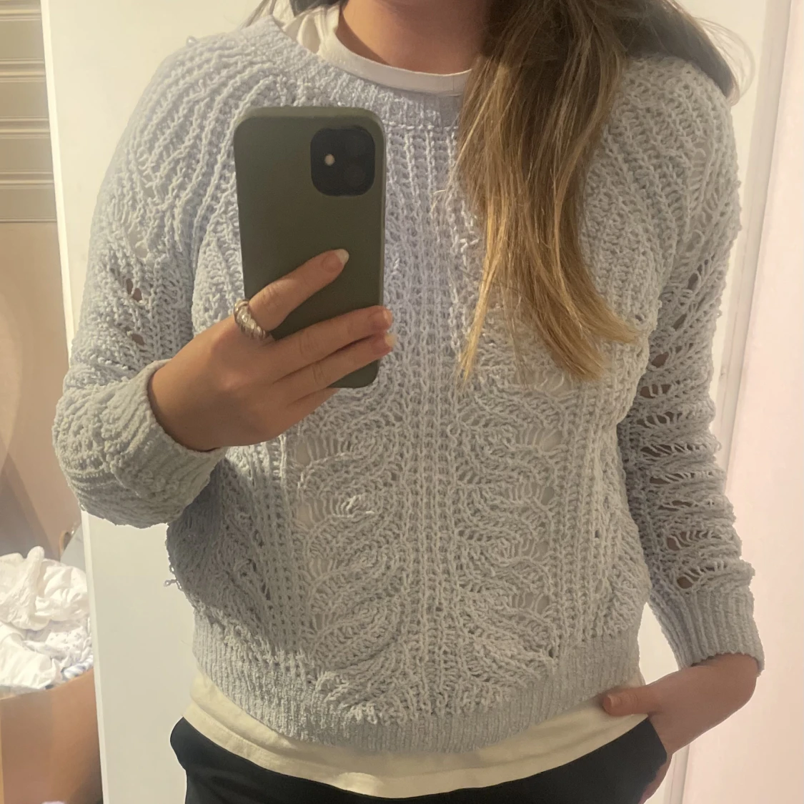 Blå mönstrad tröja