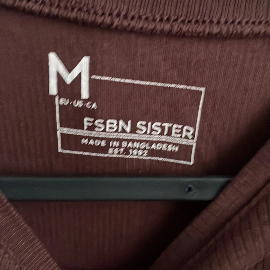 Lång ärmad brun tröja  - 91