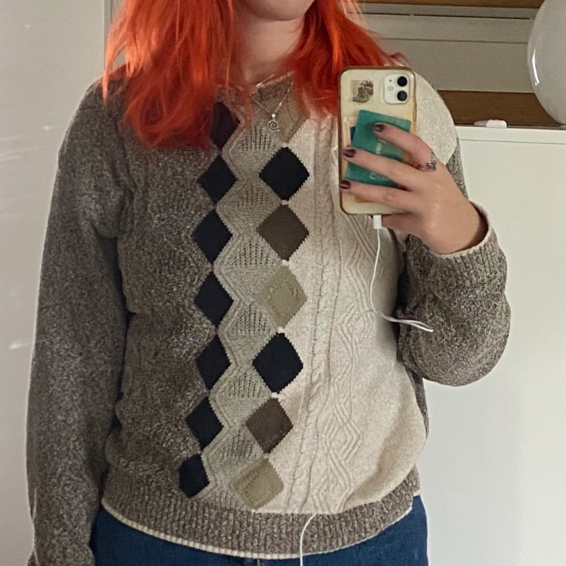 brun rutig stickad tröja 