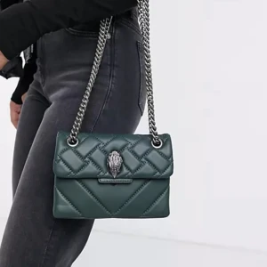 Kurt Geiger väska  - Kurt geiger väska, lilla modellen. Den har några defekter på kanterna. Inte mina bilder!