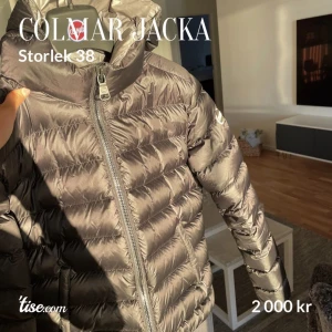Colmar jacka - Säljer min colmar jacka i storlek 38. Köptes för 4999kr på Johnells. Har nästan aldrig använt den (nyskick). Säljer för 2000kr. Kan gå ner med direktköp 