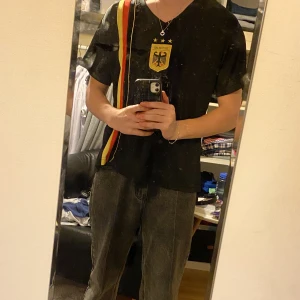 Tysk fotbollströja  - Tröjan är i bra skick. Tröjan har används relativt mycket.