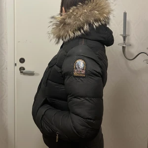 Parajumper jacka - Parajumper jacka i gott skick till salu