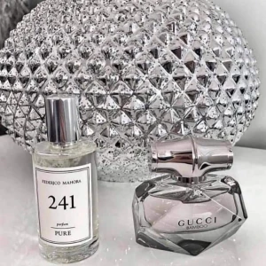 Underba parfymer - Jobbar för ett företag som säljer parfym, så skulle du vilja ha någon av dessa underbara parfymer. Garanterat i mycket hög kvalitet och jag lovar att du kommer känna lyxen och inte behöva betala en förmögenhet. Kontakta mig gärna för mer information 