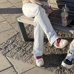 Zara jeans  - Jeans från zara som inte säljs längre!! Jag är 162 och dom är långa på mig. Kan sälja för lägre pris 