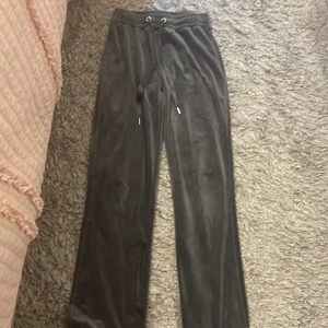 Byxor från Gina Tricot  - Väldigt sköna och mjuka 